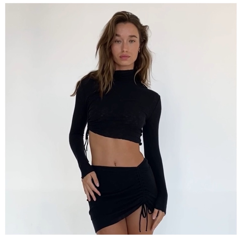 BNWT Are You Am I Kiali Skirt in Black Size M